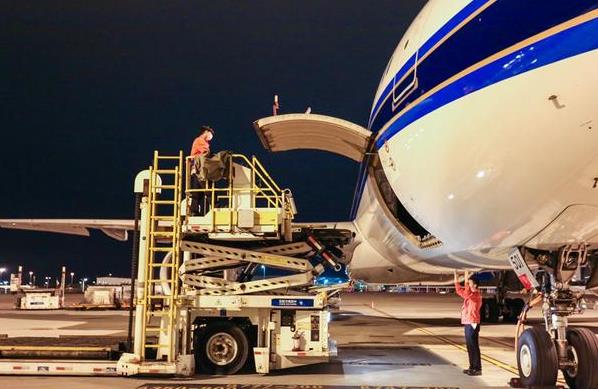 青島國際物流的物流資源優勢和物流模式優勢分別是什么呢？