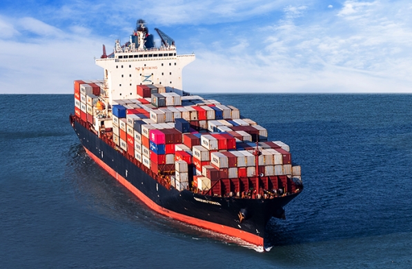 國際貨運(yùn)代理以其獨(dú)特的魅力和不可或缺的作用，吸引越來越多的目光