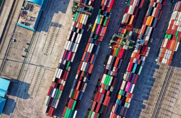 韓國貨代作為連接中韓貿易的橋梁，發(fā)揮著舉足輕重的作用