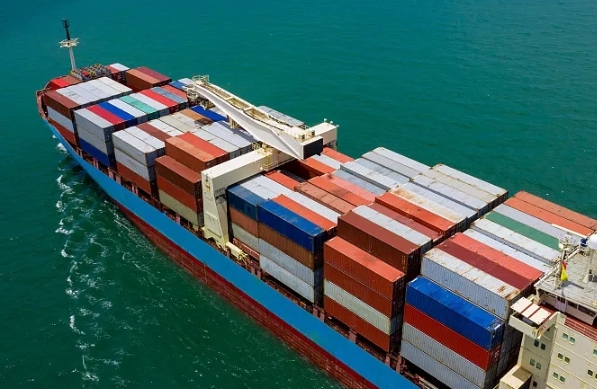 盡管德國(guó)貨代在國(guó)際貿(mào)易中占據(jù)了重要地位，但也面臨著諸多挑戰(zhàn)