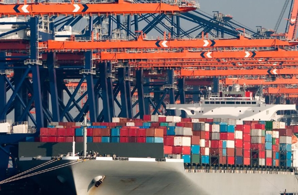 隨著全球化的深入發展，國際物流將繼續促進經濟繁榮