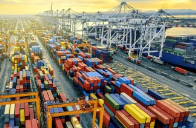 國際海運正以前所未有的姿態攜手繪制著一幅幅跨越時空的宏偉藍圖