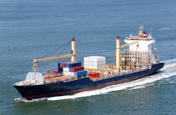 在全球化的經濟版圖中，國際貨運是連接各國市場的重要紐帶